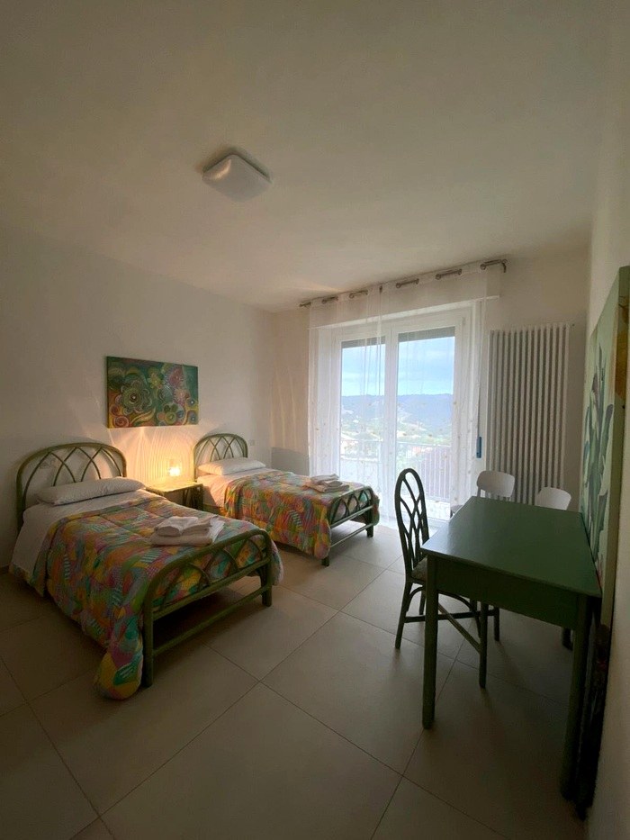 Cameretta letti singoli B&B La Piazza Torricella Sicura